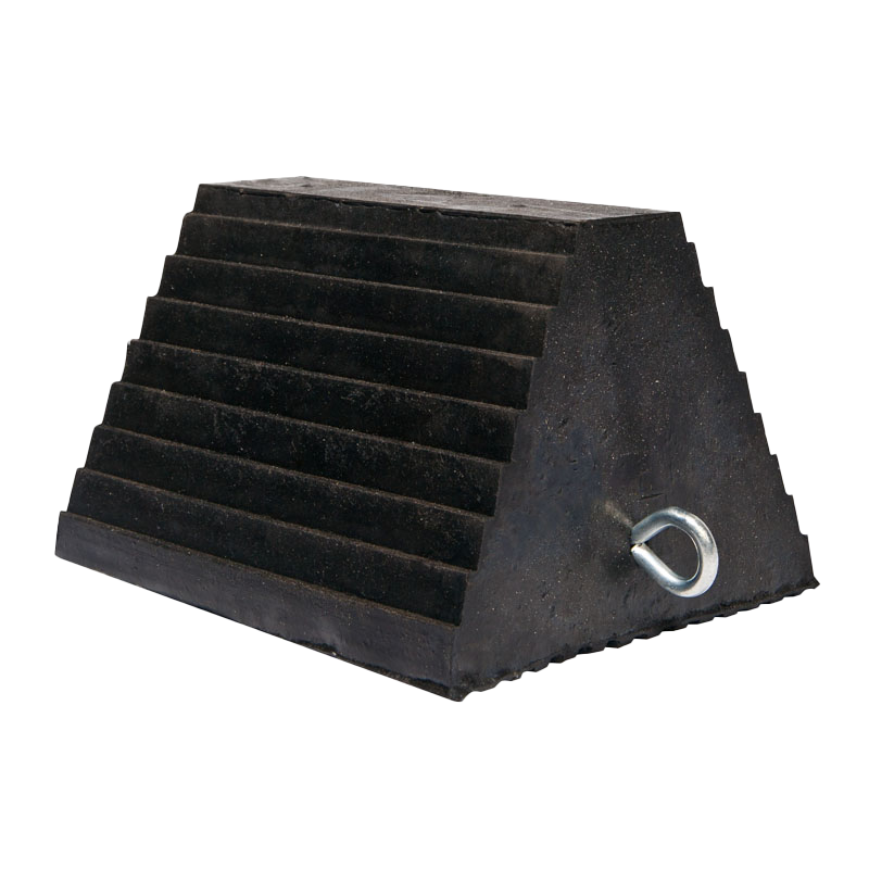 TORO Rubber Wheel Chock - with Eyebolt - General Use (Roped Set)